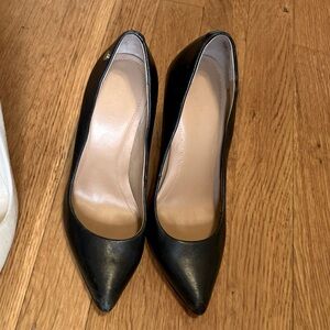 Calvin Klein Black Leather Women's Pumps Heels 5
